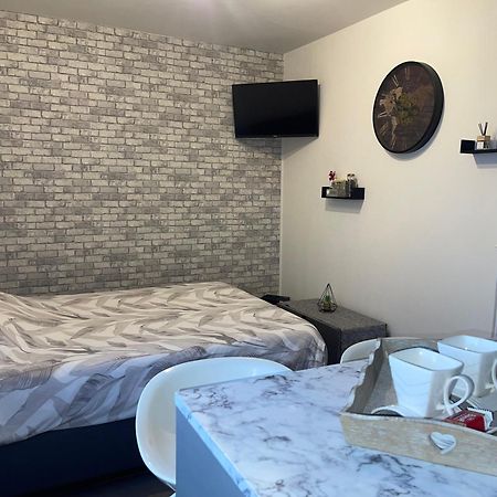 Appartement Residence Theatre Sens Buitenkant foto